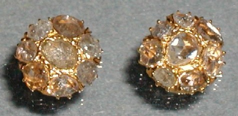 Peranakan earring, gold with intan pasir